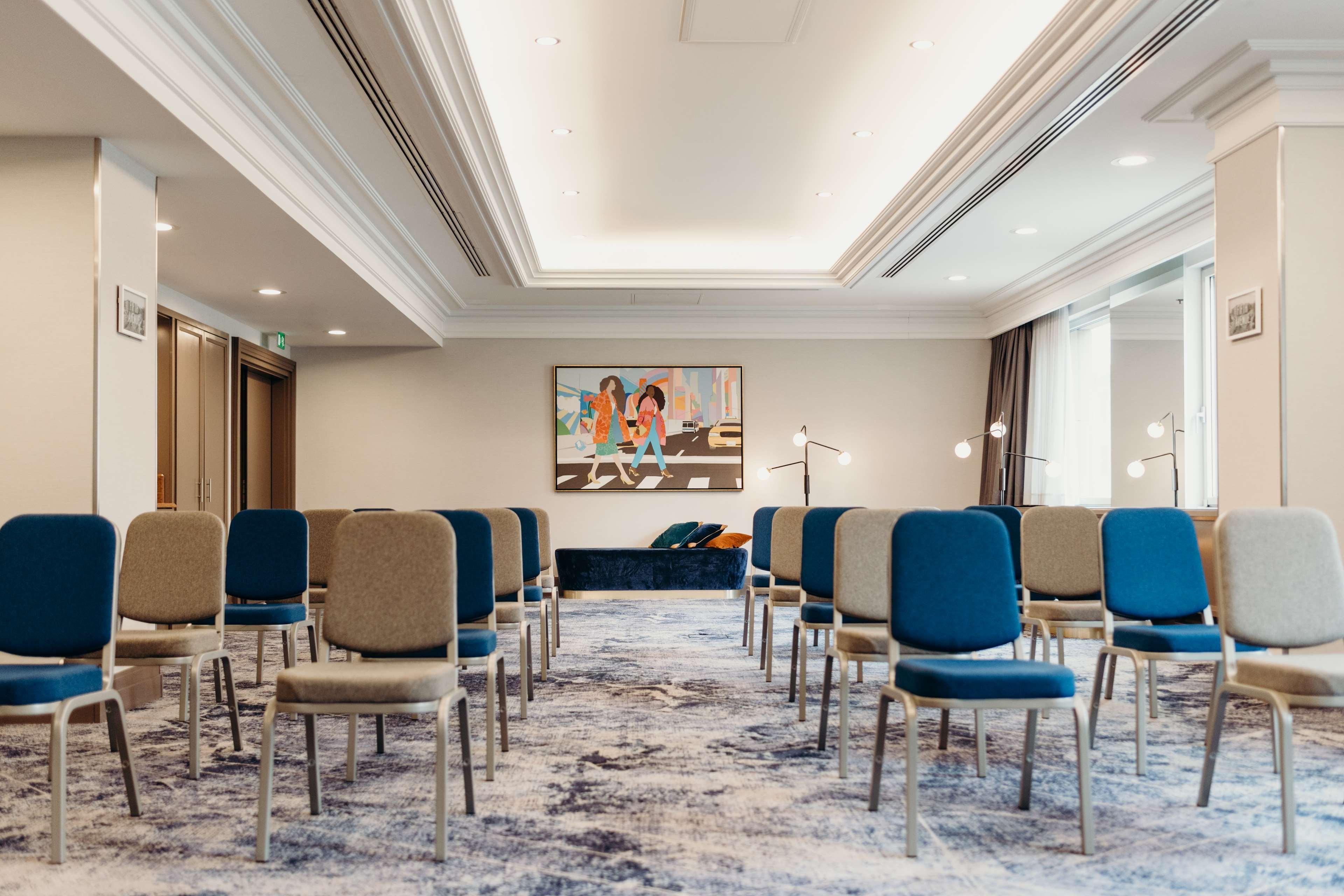 Hilton Frankfurt Centre 5*