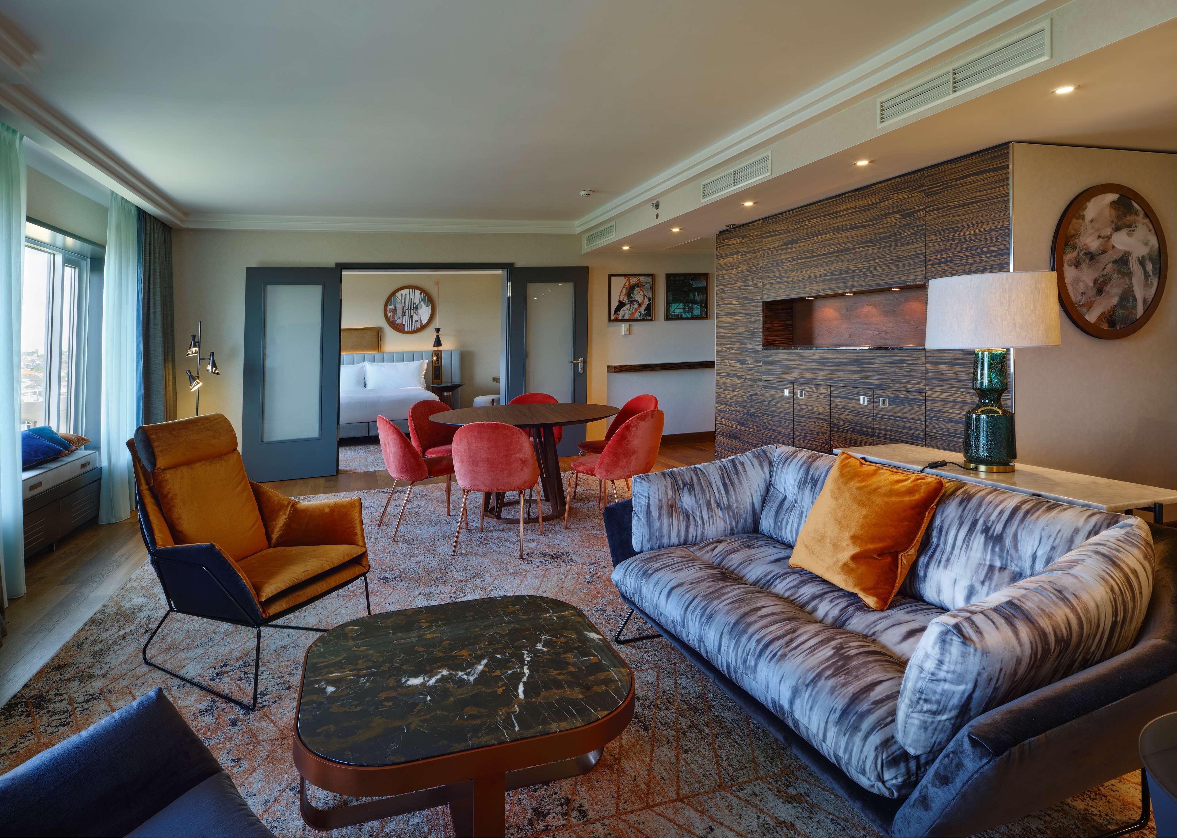 Hilton Frankfurt Centre Hotel 5*