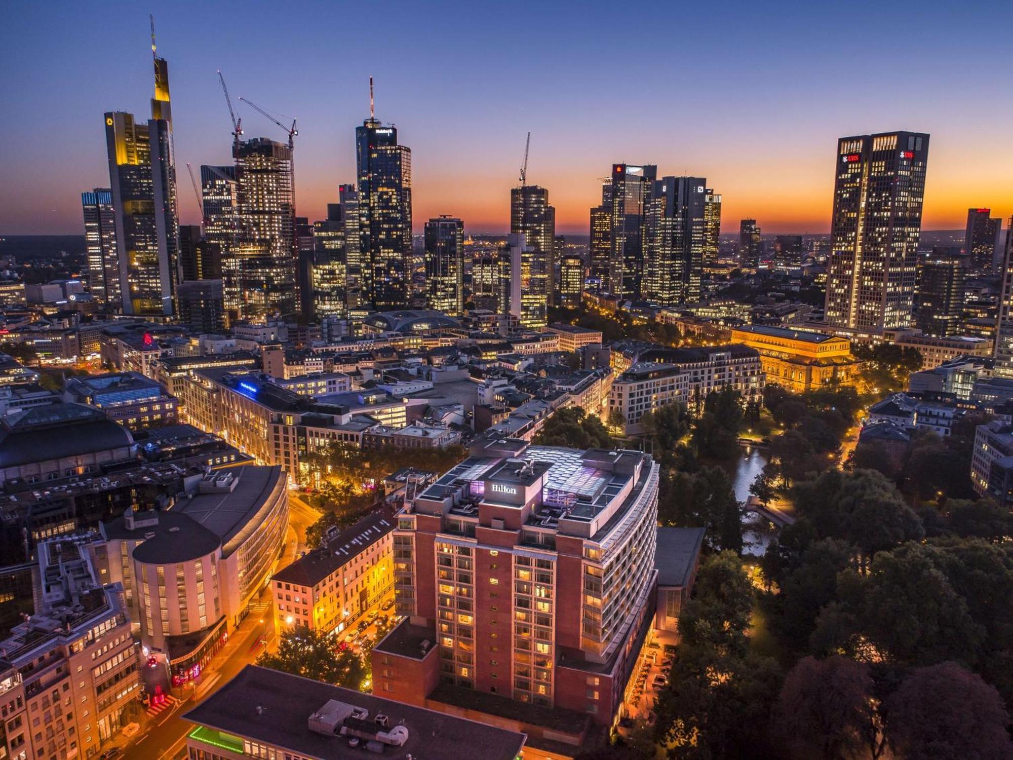 Hilton Frankfurt Centre 5* Fráncfort del Meno